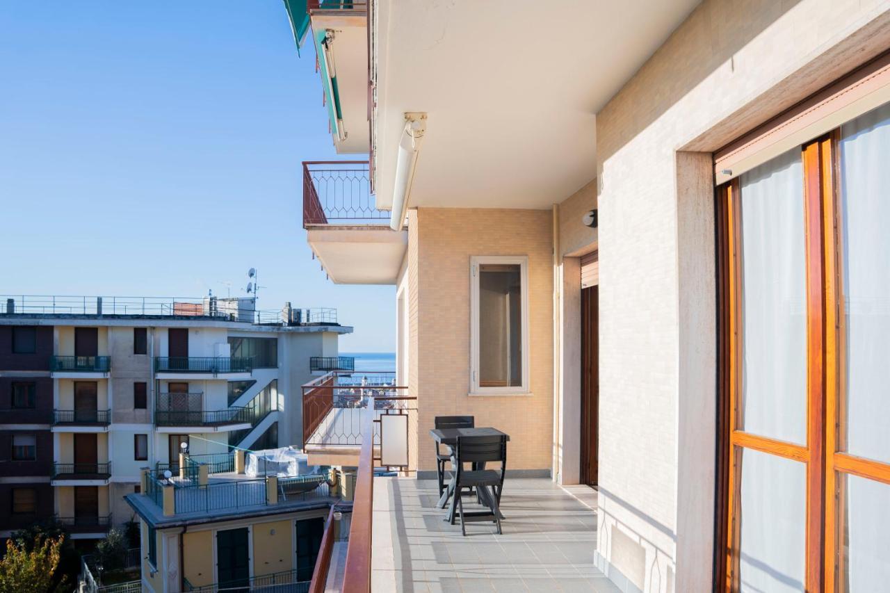 093 - Casa Panorama, Vista Mare E Vista Portofino, 500 Metri Centro Di Chiavari, Posto Auto Gratis Incluso Daire Dış mekan fotoğraf