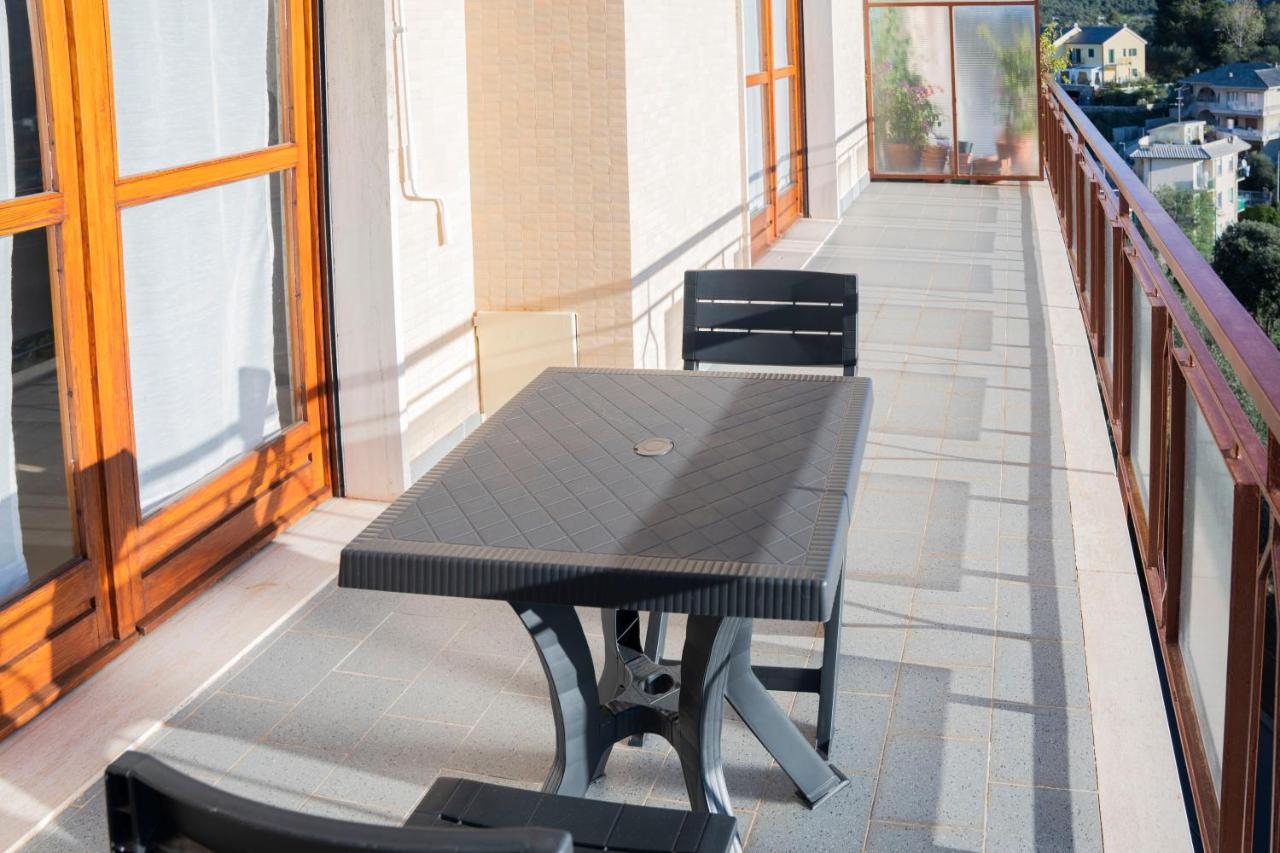 093 - Casa Panorama, Vista Mare E Vista Portofino, 500 Metri Centro Di Chiavari, Posto Auto Gratis Incluso Daire Dış mekan fotoğraf